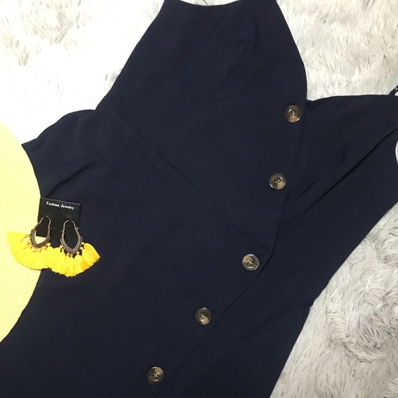 ONLY 1 left!!! Adorable asymmetrical dress. - Picture 3 of 5